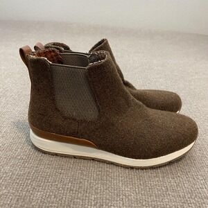 B.o.c Chelsea Boots Womens Size 6.5 Brown Wool Felt Ankle Pull‎ On Plaid Lined